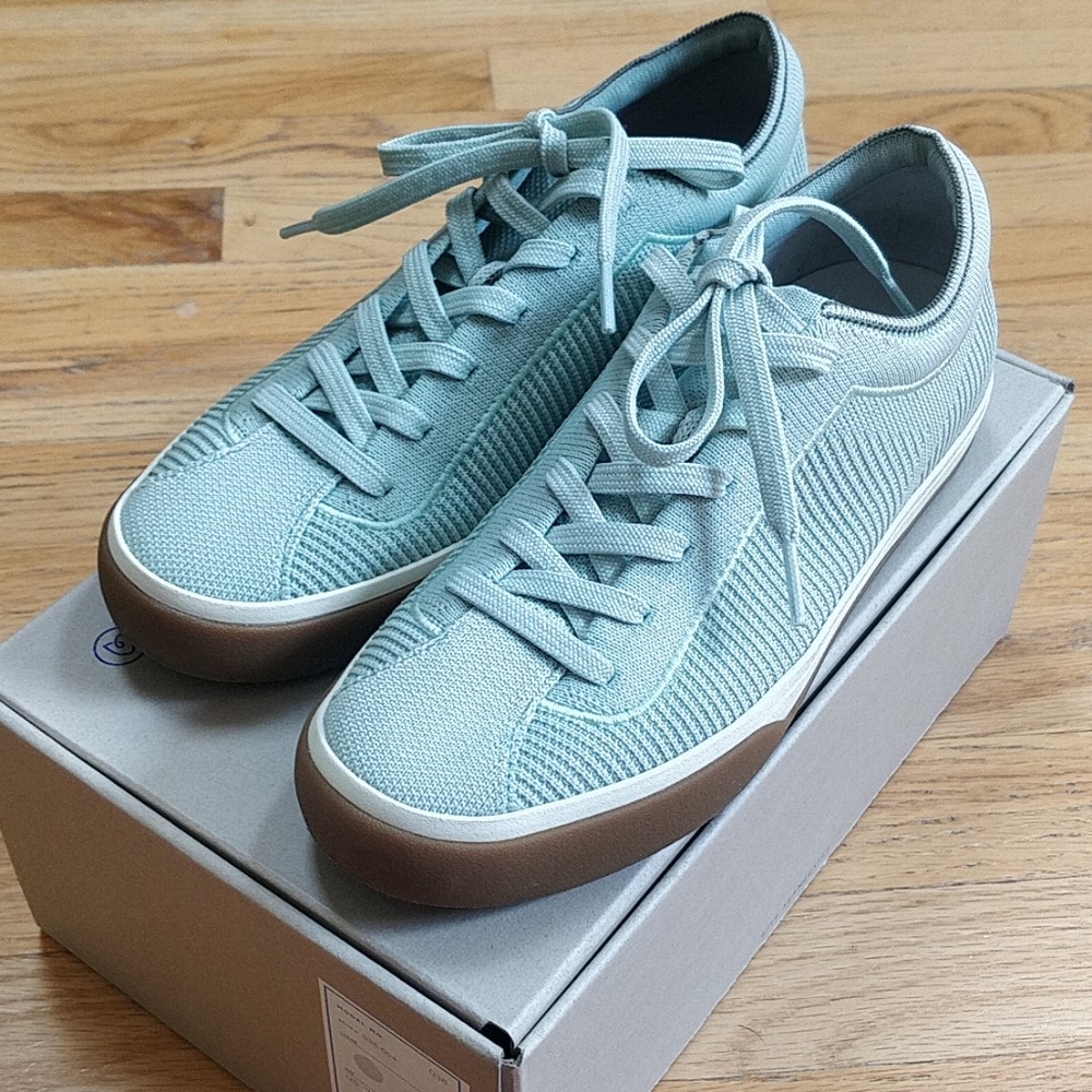 EUC Rothy's Lace Up in Spearmint Size 7
